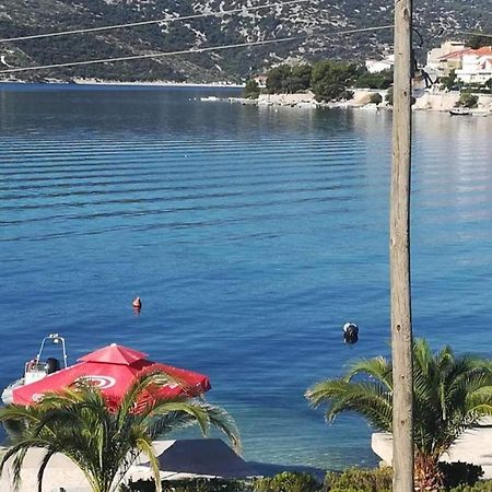 Apartman Mila Marina Bagian luar foto